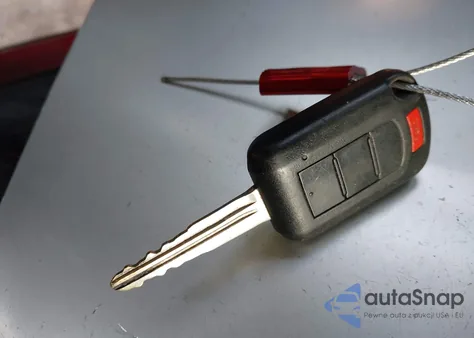 2017 Mitsubishi Outlander Sport 2.0 Le z USA, uszkodzony, nr VIN JA4AP3AU2HZ056655